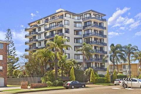 Sundial 602 8-10 Hollingworth Street - Sunshine Coast Guide 0