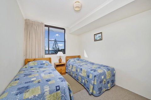 Sundial 602 8-10 Hollingworth Street - Sunshine Coast Guide 2