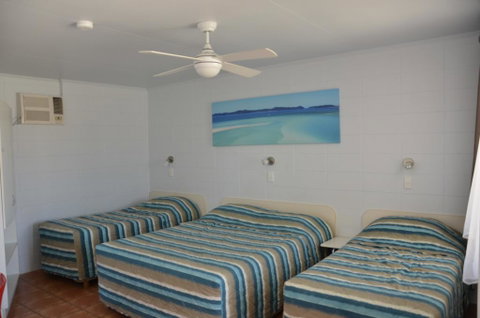 Sunburst Motel - Sunshine Coast Guide 2