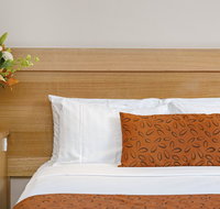 Sunseeker Motor Inn - Sunshine Coast Guide