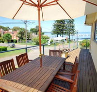 Sunset Place' 1/29 Sunset Boulevard- gorgeous townhouse so close to the water - Sunshine Coast Guide