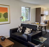 Superb 2 BR Apartment Minutes to CBD- Cen8 - Sunshine Coast Guide