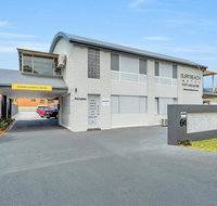 Surf Beach Motel Port - Sunshine Coast Guide