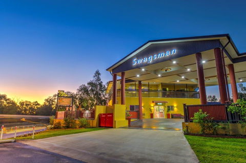 Swagsman Motel - Sunshine Coast Guide 1