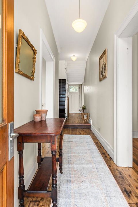 TARALGA TERRACES - Sunshine Coast Guide 3