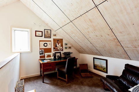 Tarndwarncoort - Farmer's Cottage - Sunshine Coast Guide 1