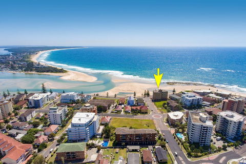 Tasman Towers - Unit 13 - Sunshine Coast Guide 1