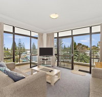 Tasman Towers 9 3 Munster Street - Sunshine Coast Guide