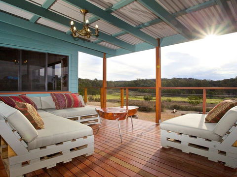 Tea Tree Hollow - 50 Percent Off Third Night On Weekend - Sunshine Coast Guide 0