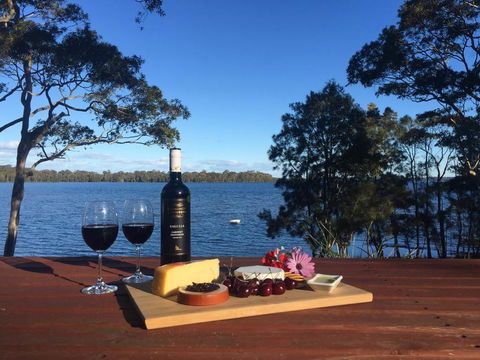 The Basin Waterfront - Sunshine Coast Guide 0