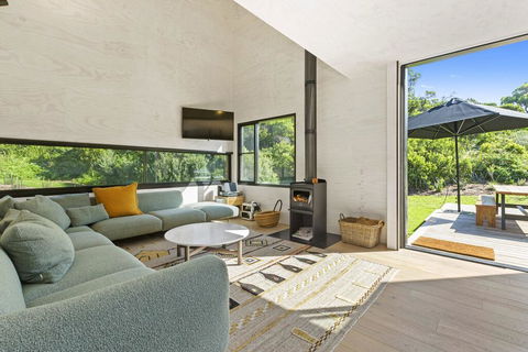 THE BATCH - St Andrews Beach - Sunshine Coast Guide 1