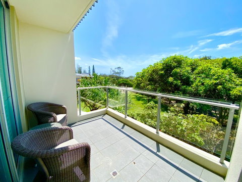 The Beach Resort Cabarita - Sunshine Coast Guide 2