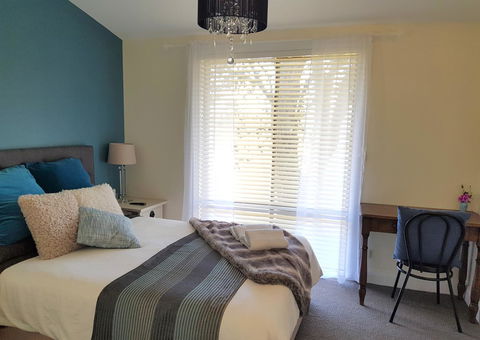 Birch Lane - Sunshine Coast Guide 40