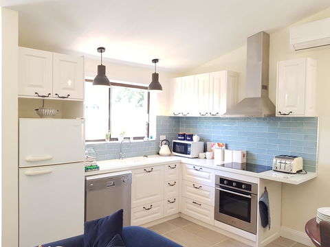 Birch Lane - Sunshine Coast Guide 21