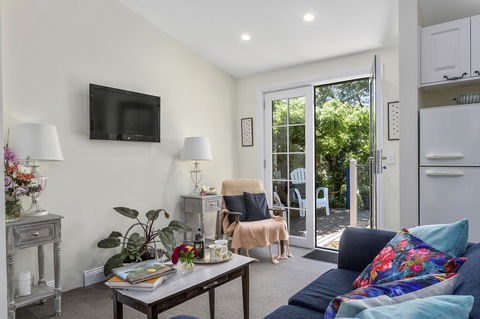 Birch Lane - Sunshine Coast Guide 37