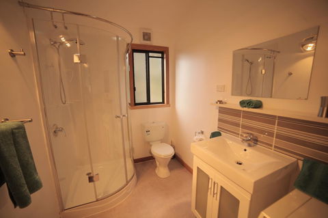 Southern Forest Accommodation - Sunshine Coast Guide 19