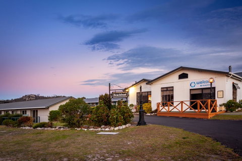 Beachfront Bicheno - Sunshine Coast Guide 41