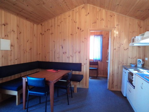 Bicheno East Coast Holiday Park - Sunshine Coast Guide 38