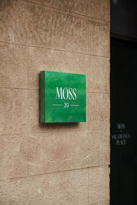Moss Hotel - Sunshine Coast Guide 4