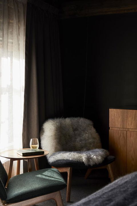 Moss Hotel - Sunshine Coast Guide 9