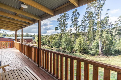 Derby Forest Cabins - Sunshine Coast Guide 20
