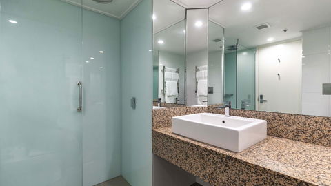 Hotel Grand Chancellor Hobart - Sunshine Coast Guide 4