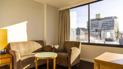 Hotel Grand Chancellor Hobart - Sunshine Coast Guide 17