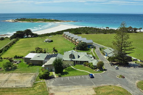 Diamond Island Resort - Sunshine Coast Guide 26