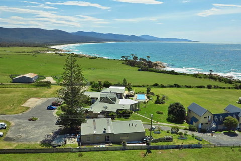 Diamond Island Resort - Sunshine Coast Guide 27