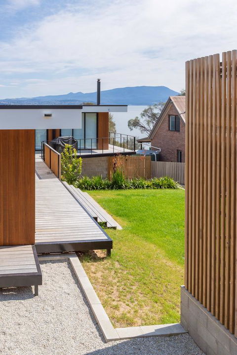 Blessington Beach Retreat - Sunshine Coast Guide 29