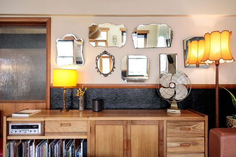 Alabama Hotel Hobart - Sunshine Coast Guide 24