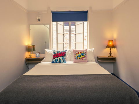 Alabama Hotel Hobart - Sunshine Coast Guide 36