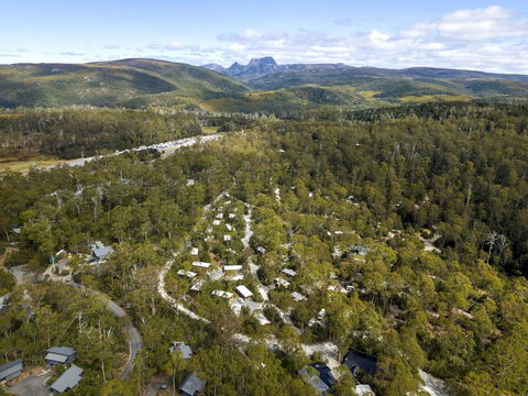 Discovery Parks - Cradle Mountain - Sunshine Coast Guide 25