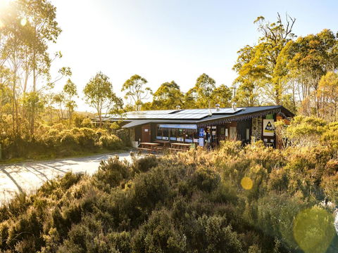 Discovery Parks - Cradle Mountain - Sunshine Coast Guide 21