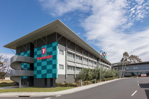 Travelodge Hotel Hobart Airport - Sunshine Coast Guide 0