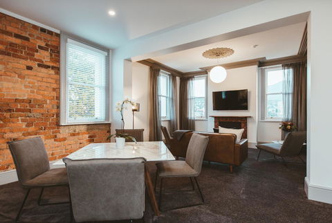 Maylands Lodge - Sunshine Coast Guide 11