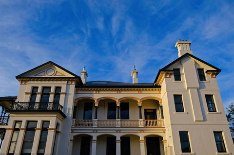 Maylands Lodge - Sunshine Coast Guide 32
