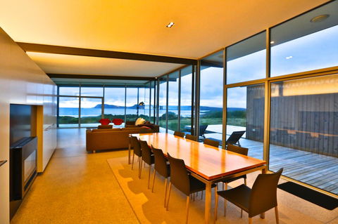 Cloudy Bay Beach House - Sunshine Coast Guide 39