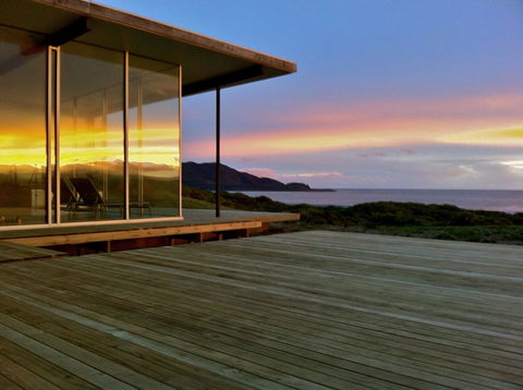 Cloudy Bay Beach House - Sunshine Coast Guide 7