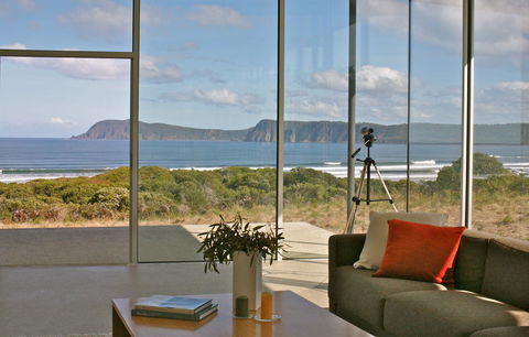 Cloudy Bay Beach House - Sunshine Coast Guide 10