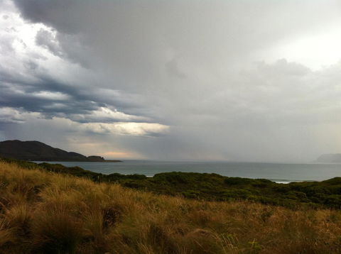 Cloudy Bay Beach House - Sunshine Coast Guide 41