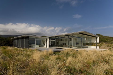 Cloudy Bay Beach House - Sunshine Coast Guide 9