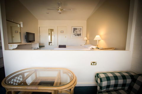 Abel Tasman Airport Motor Inn - Sunshine Coast Guide 37