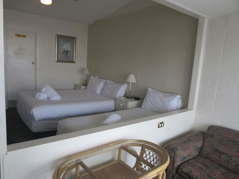 Abel Tasman Airport Motor Inn - Sunshine Coast Guide 28