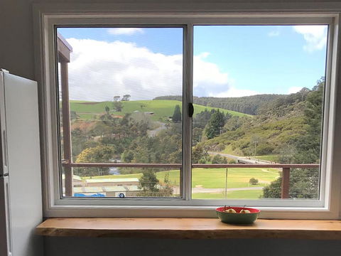 Derby Digs Cottage - Sunshine Coast Guide 8