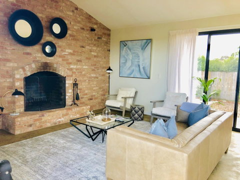 EMBRACING EVANDALE - Hosted By L'Abode Accommodation - Sunshine Coast Guide 5