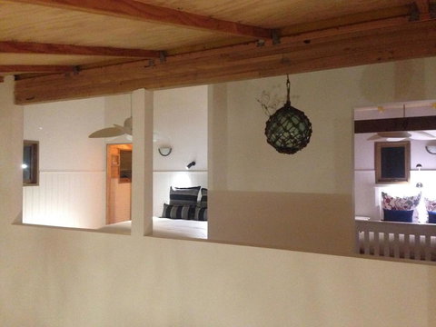 Driftwood Bay Of Fires - Sunshine Coast Guide 12