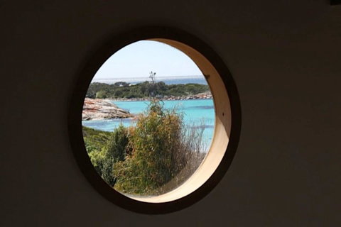 Driftwood Bay Of Fires - Sunshine Coast Guide 11