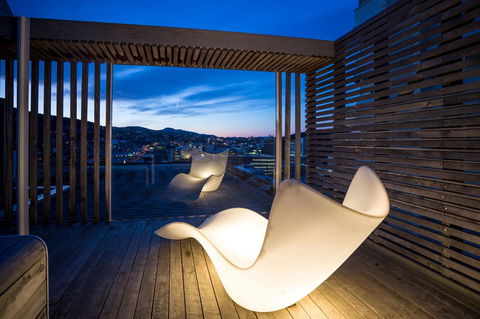 Avalon City Retreat - Sunshine Coast Guide 17