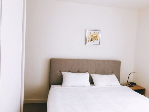 Ellia Doncaster Apartment - Sunshine Coast Guide 13